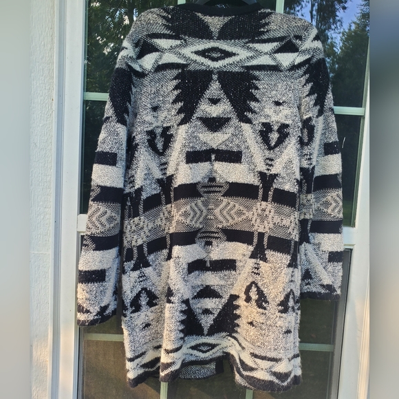 J Jill Aztec print oversized cardigan Cashmere EUC - Picture 5 of 6